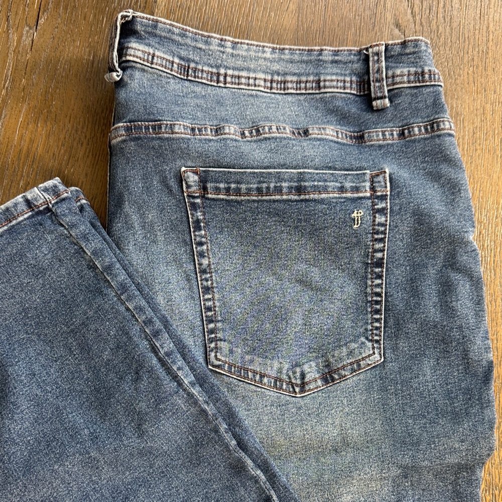 THE PERFECT JEANS NYC™️ Men's Sz 46x32 Slim Fit Stretch Blue Jeans